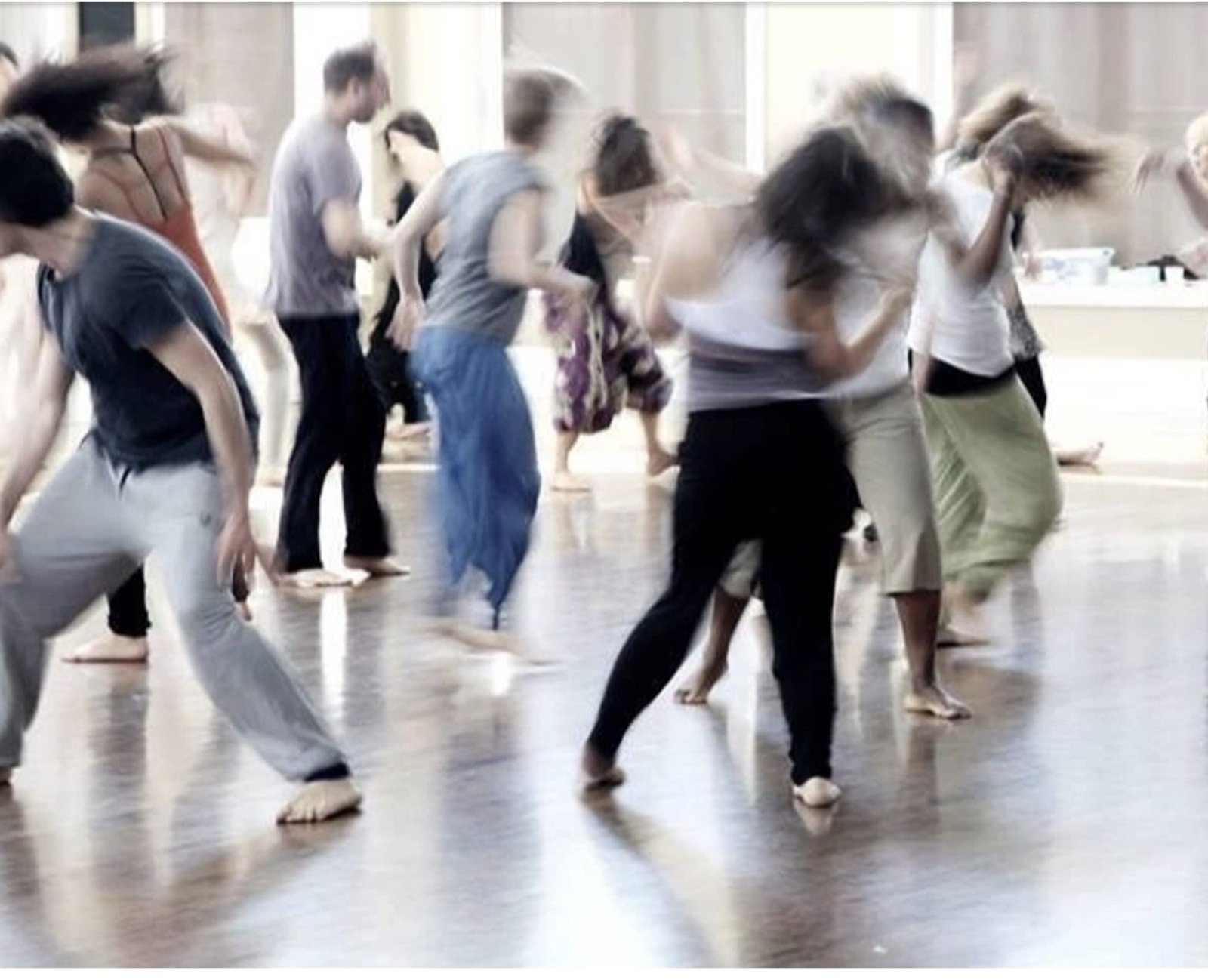 5Rhythms© Dance bij YogaToday